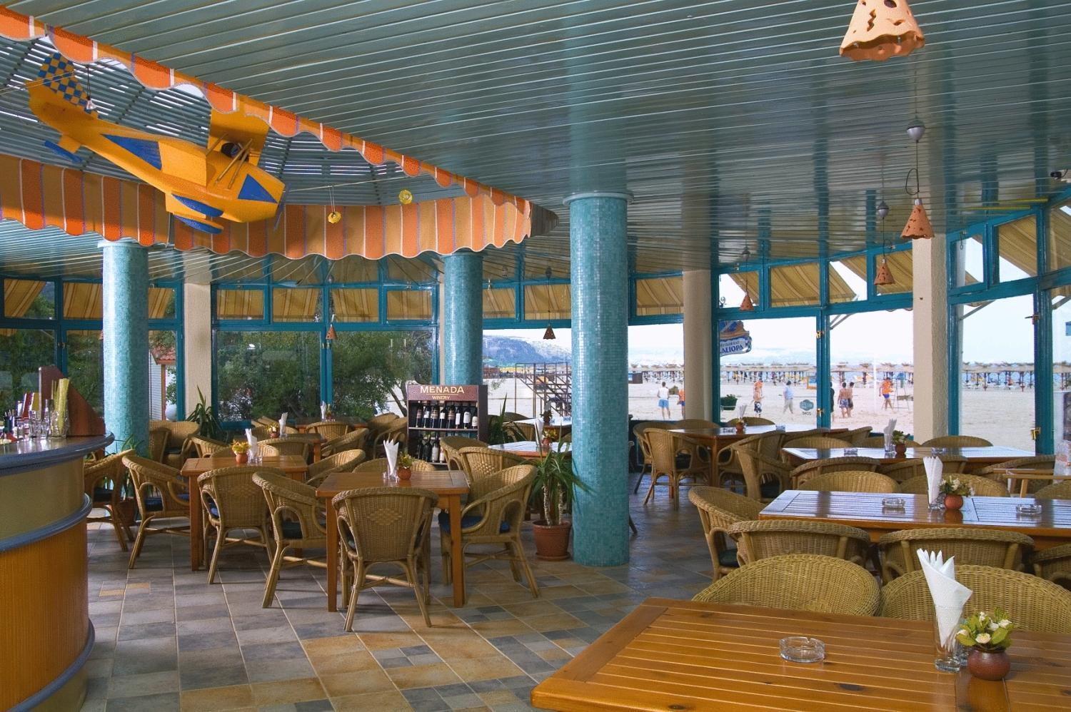 Kaliopa Hotel อัลเบนา ภายนอก รูปภาพ
