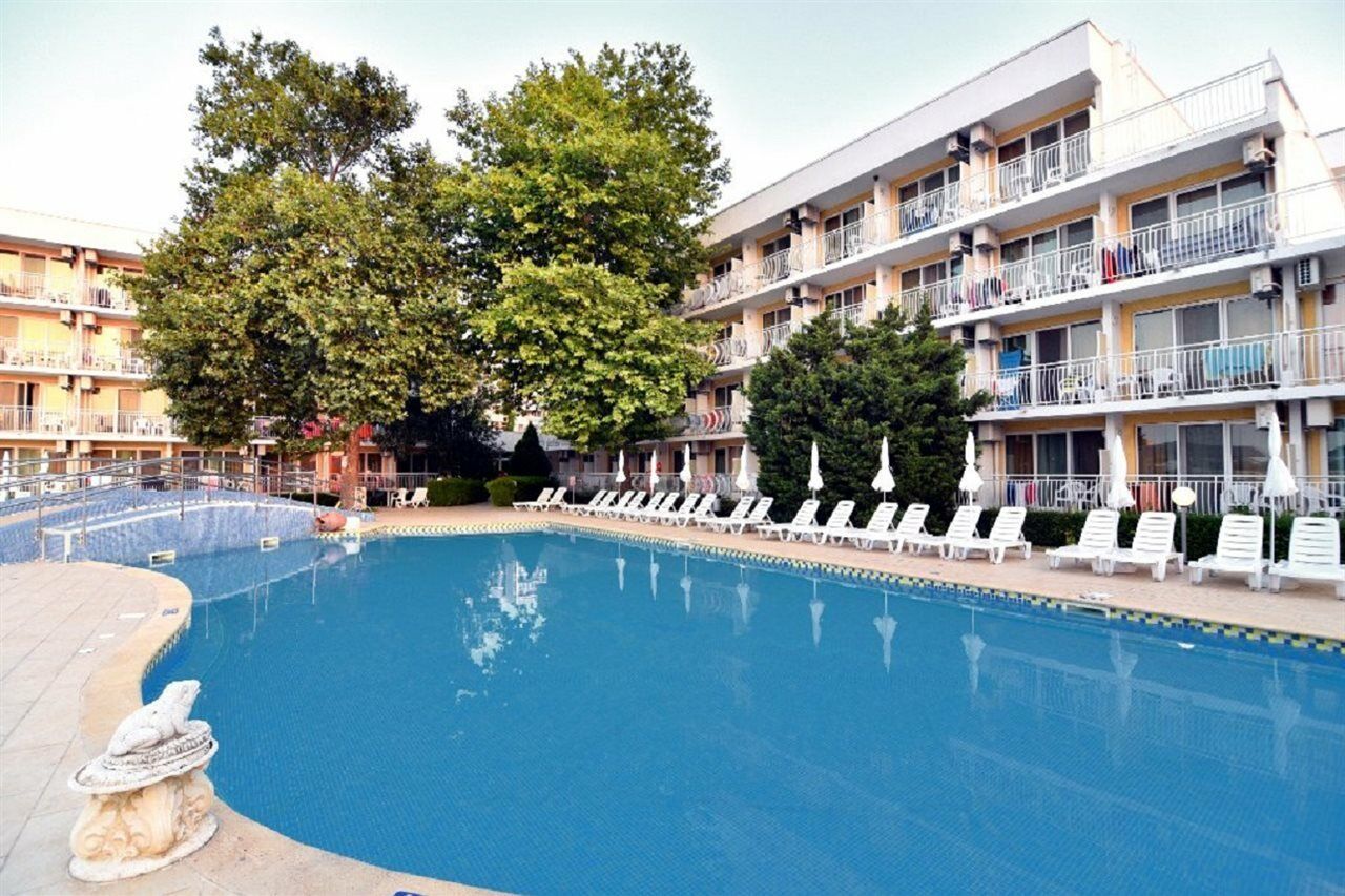 Kaliopa Hotel อัลเบนา ภายนอก รูปภาพ